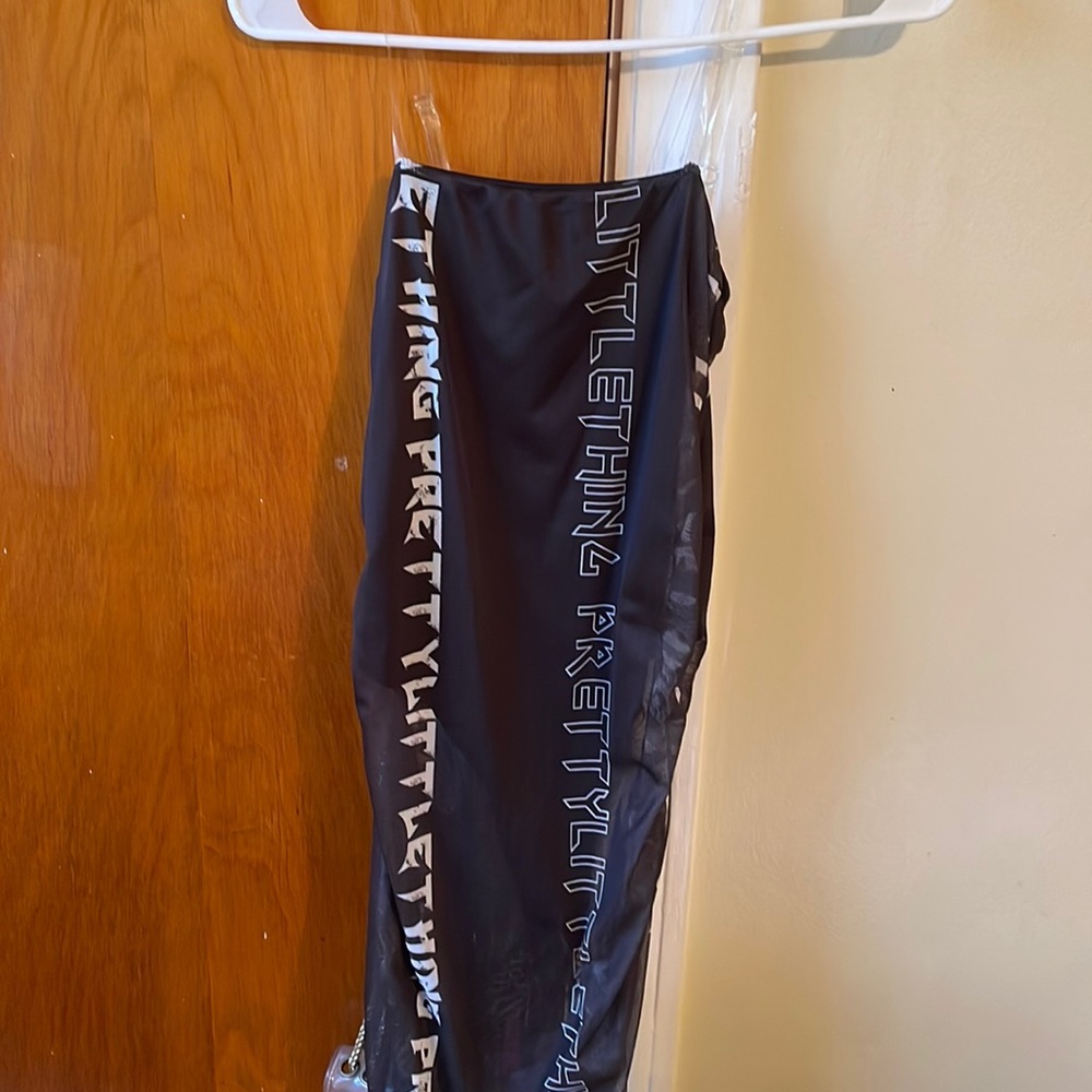 PrettyLittlething dress